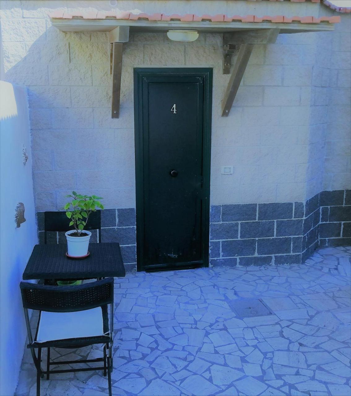 Albachiara Guest House Ф'юмічіно Екстер'єр фото